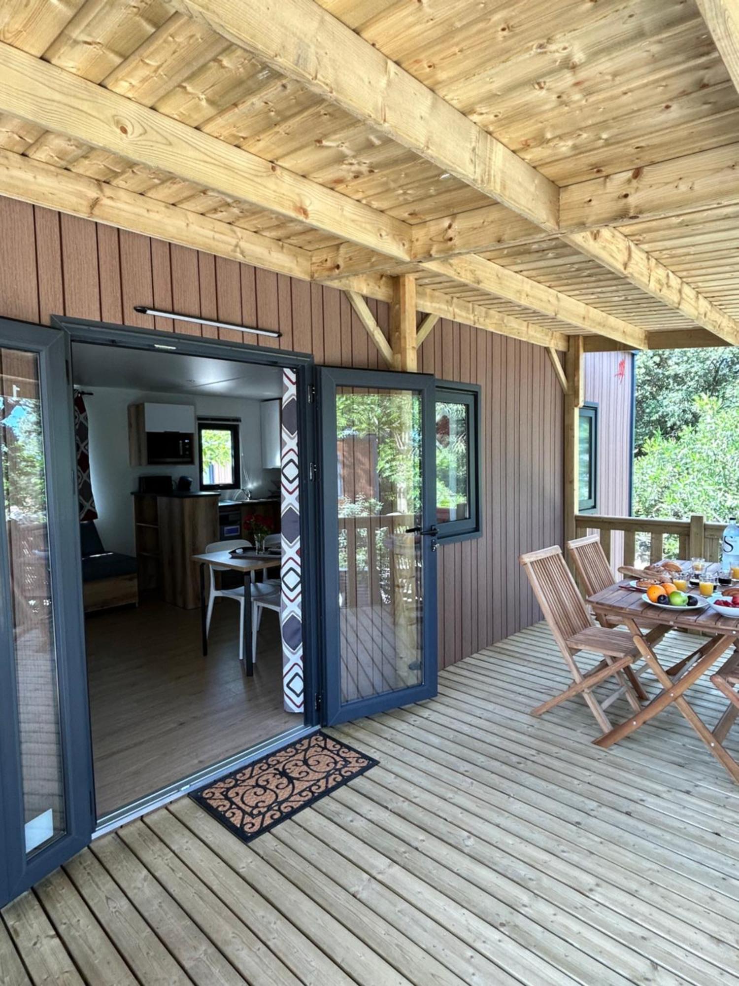 Location Du Ranch Hotel Алгайола Екстериор снимка
